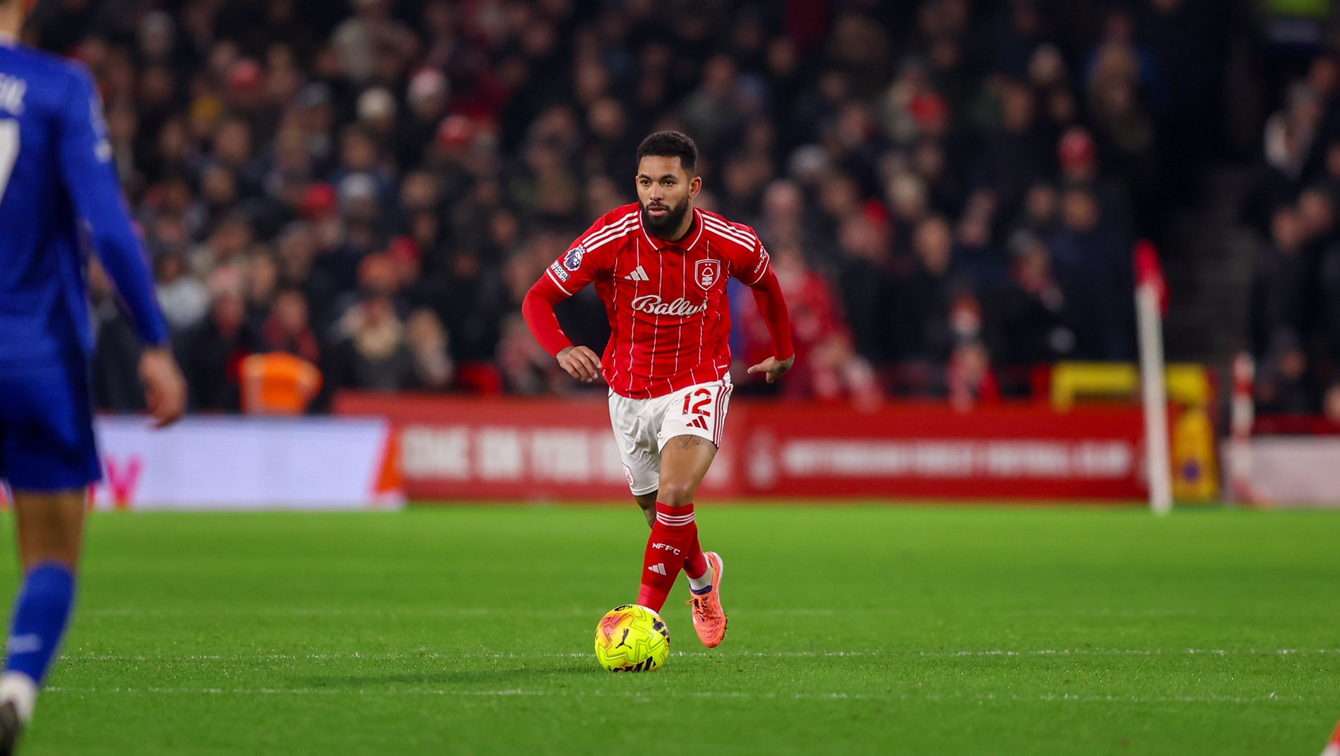 半岛体育下载-BBC：切尔西也对道格拉斯·路易斯感兴趣，但球员更倾向于去维拉