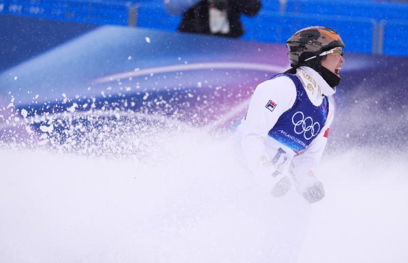 王心迪、李天马失误，中国队摘铜，徐梦桃安慰：四年后再来！